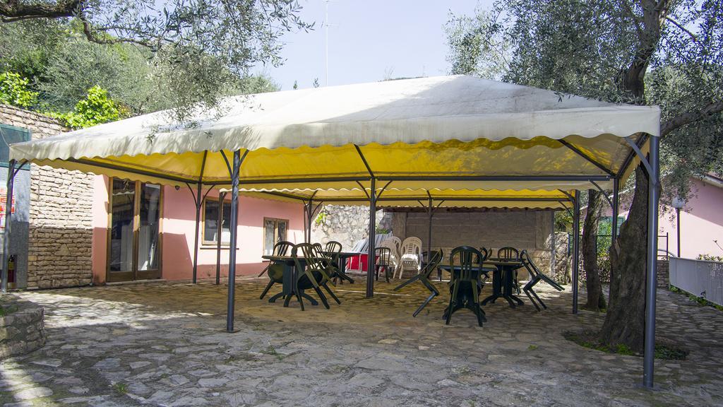 לריצ'י Hotel Cristallo מראה חיצוני תמונה