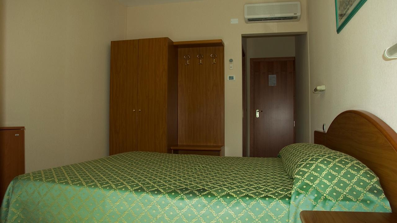 לריצ'י Hotel Cristallo מראה חיצוני תמונה